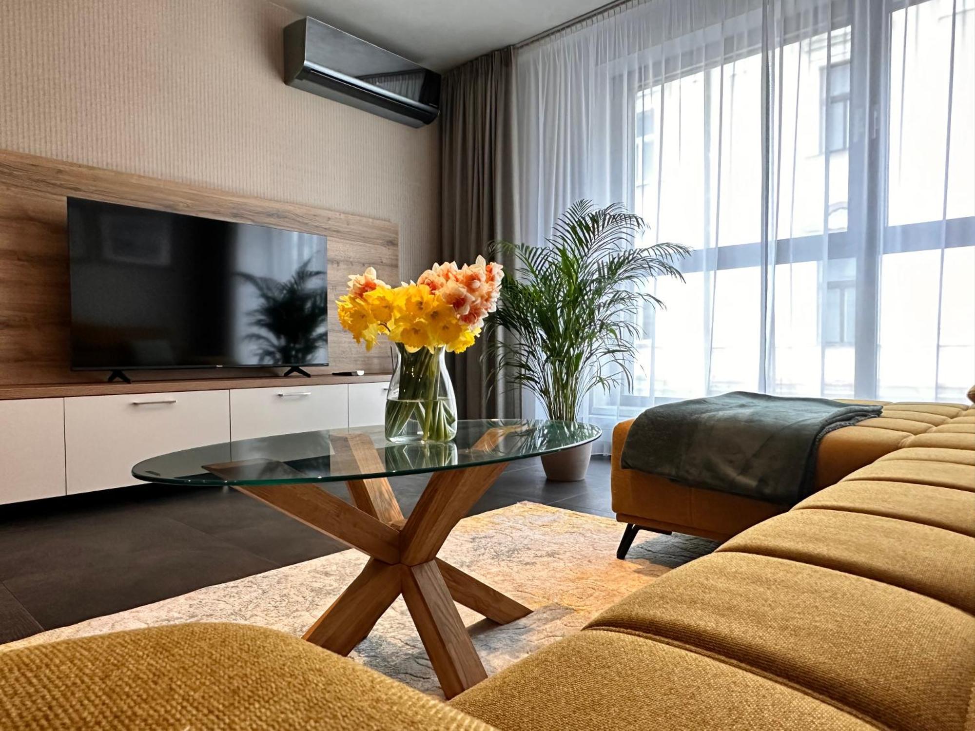Apartman Leonardo - City Center Trnava Luaran gambar