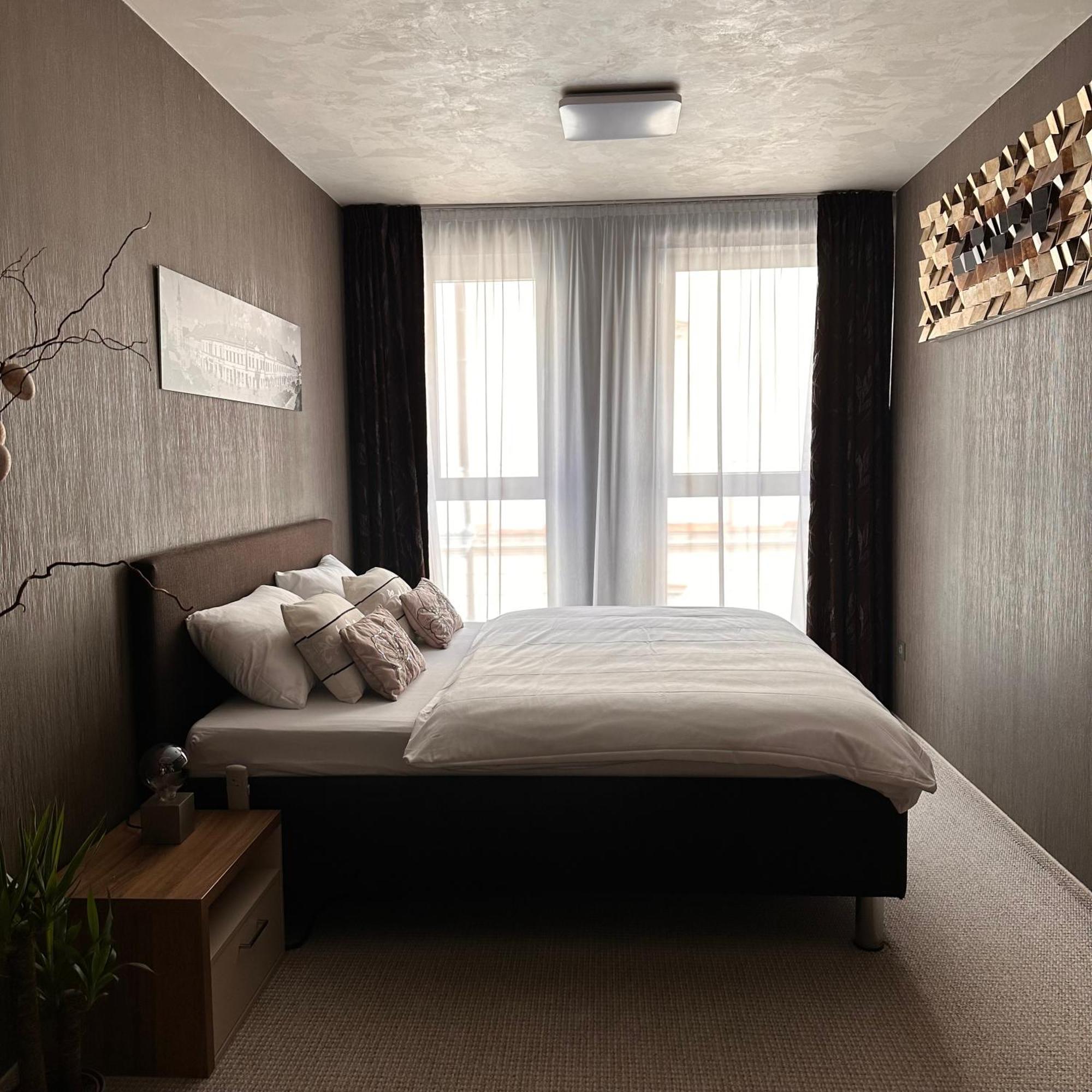 Apartman Leonardo - City Center Trnava Luaran gambar